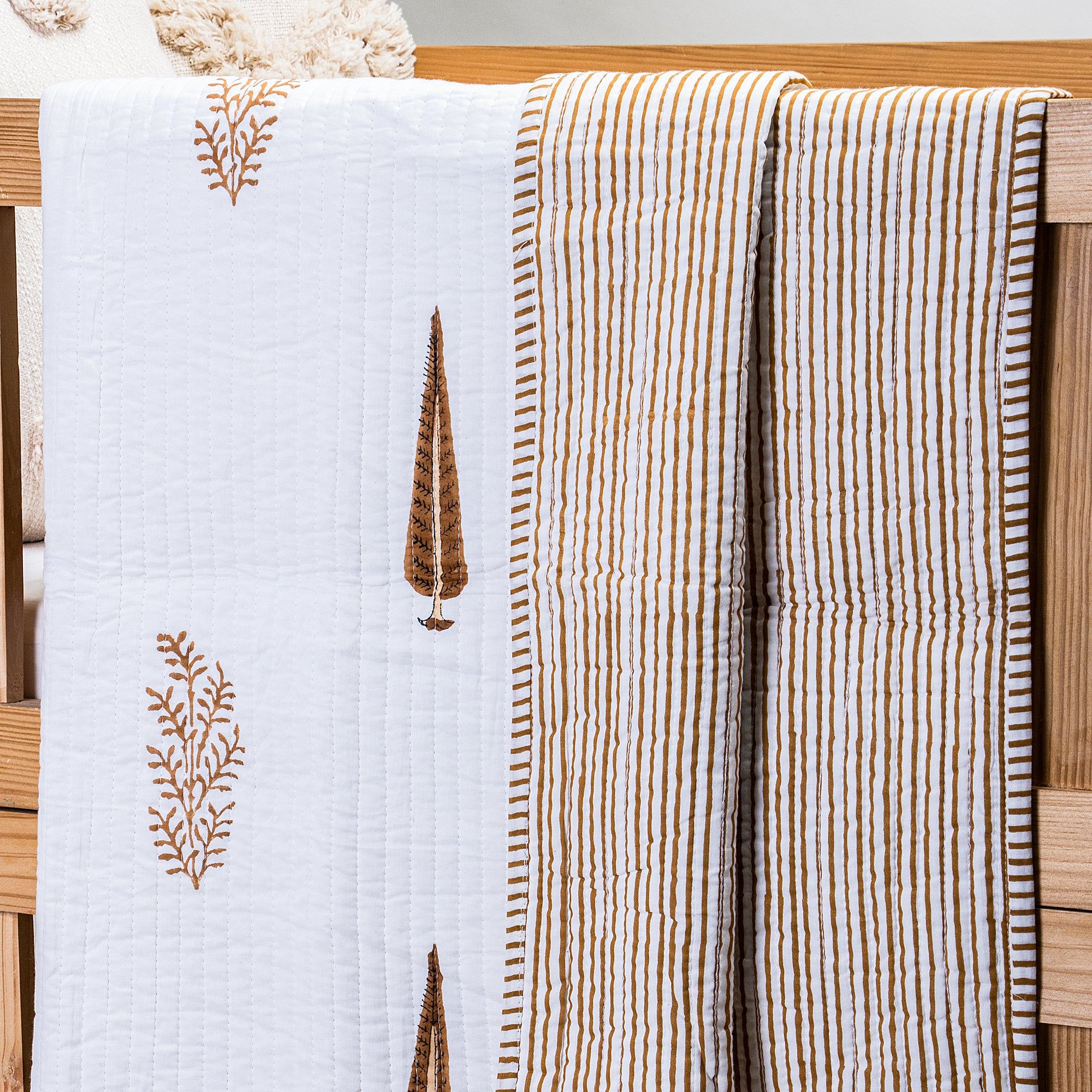 Reversible Brown Leaf Printed Cotton Soft Baby Blankets 127
